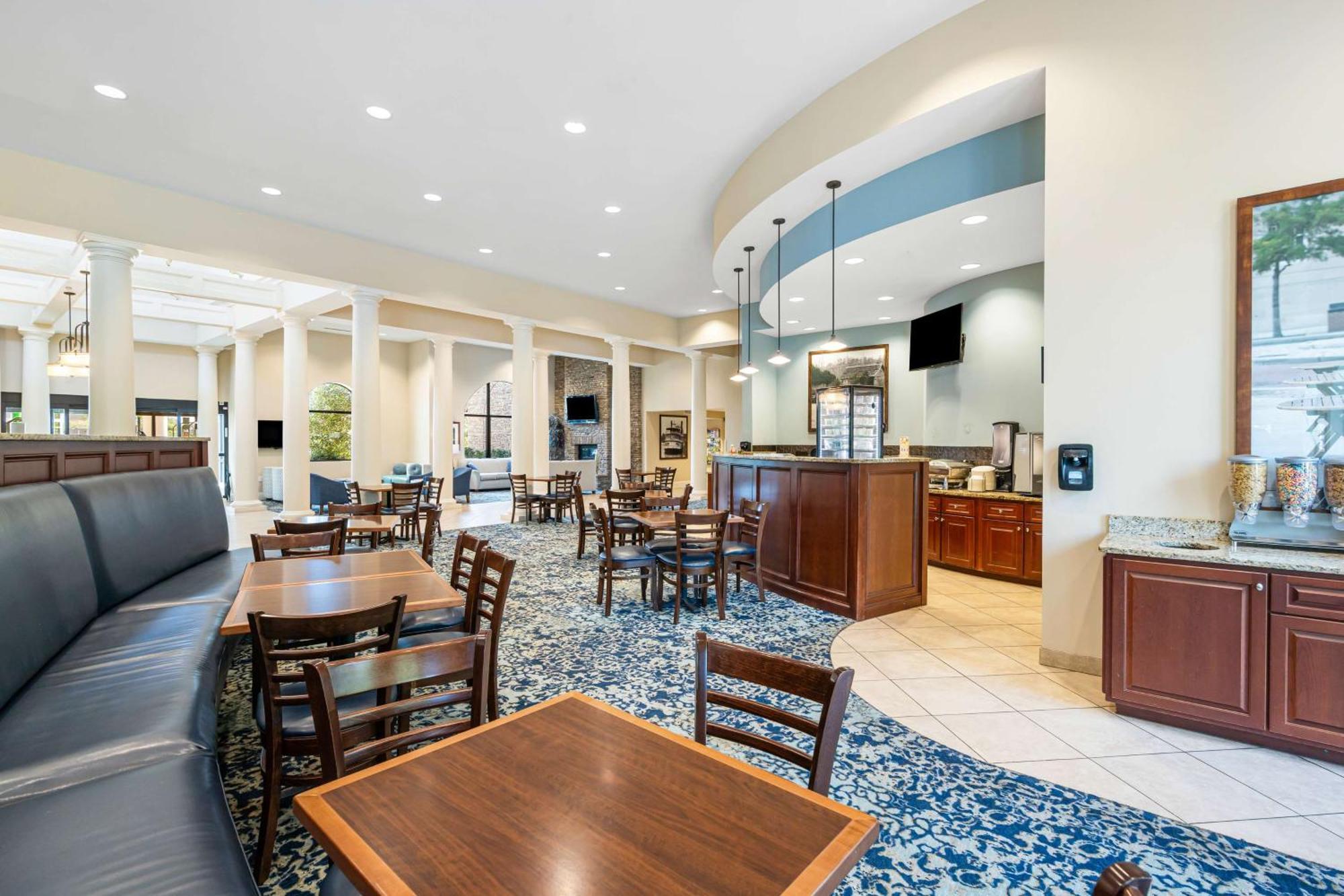 Best Western PLUS Westgate Inn&Suites Leland Exterior foto